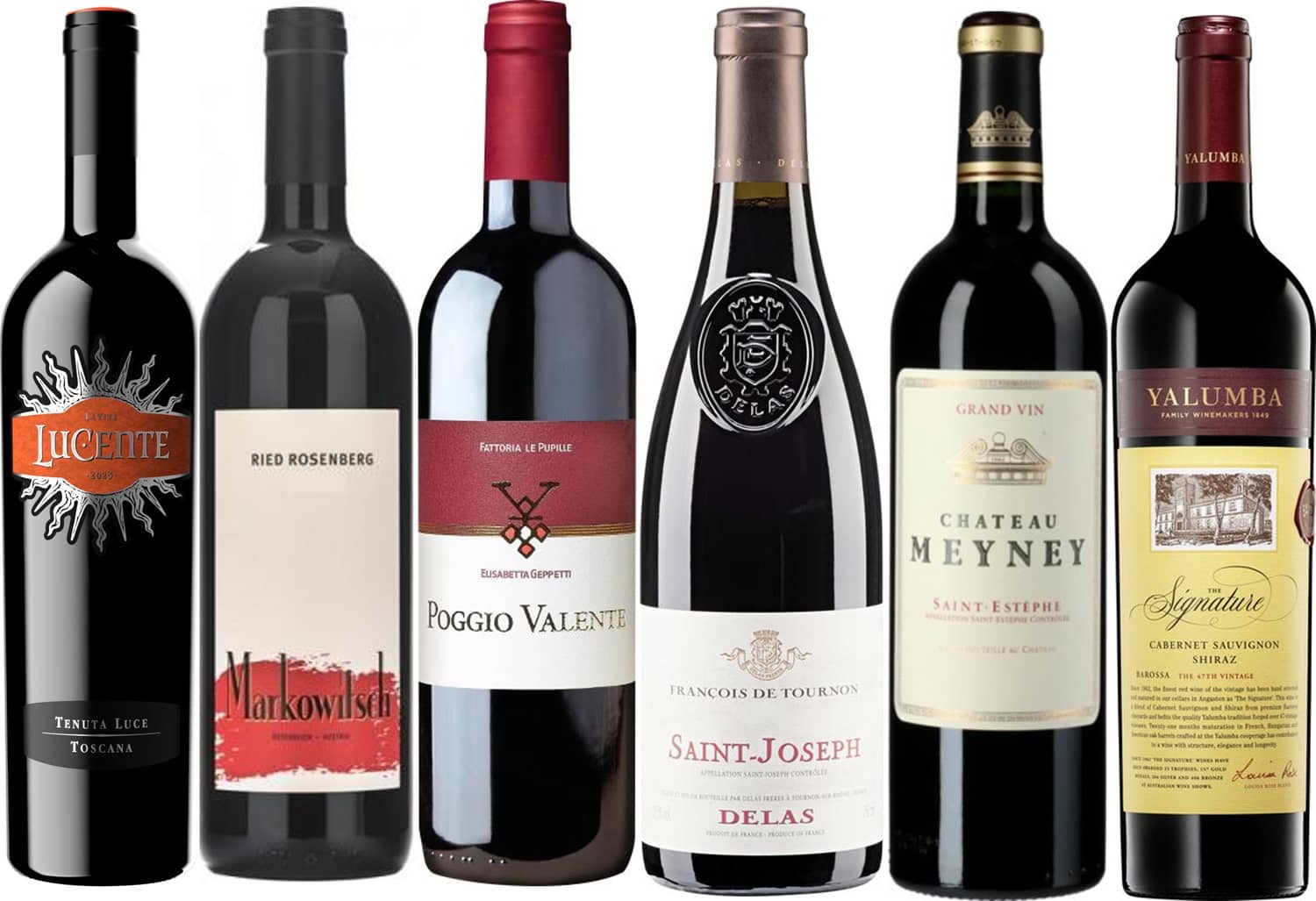 95 Punkte Rotwein-Paket Sechs Flaschen Rotwein stehen nebeneinander auf einer Fläche. Jede Flasche hat ein einzigartiges Etikett, das Informationen über den Wein und den Hersteller zeigt.