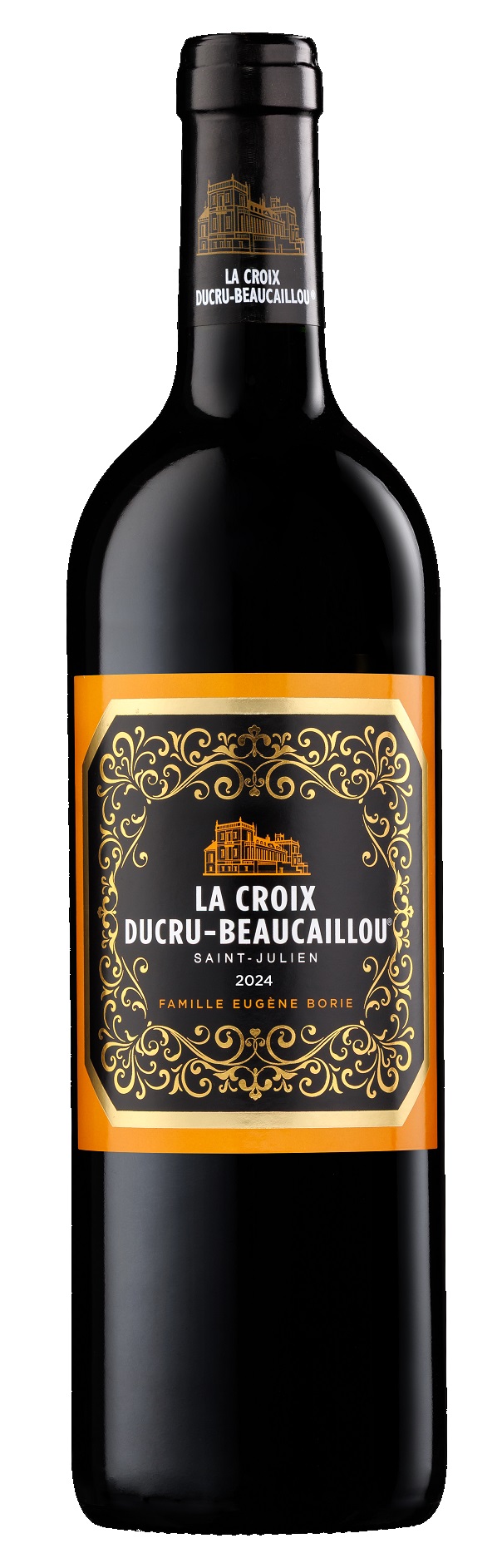 La Croix Ducru-Beaucaillou Eine Flasche Wein mit schwarzer und orangefarbener Etikette. Der Name -LA CROIX DUCRU-BEAUCAILLOU- sowie -SAINT-JULIEN- und das Jahr -2024- sind darauf zu sehen. Ornamente und ein Gebäudemotiv sind ebenfalls abgebildet.