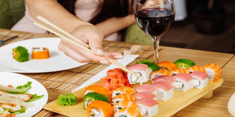 Sushi und Wein: Eine Harmonie der Aromen
