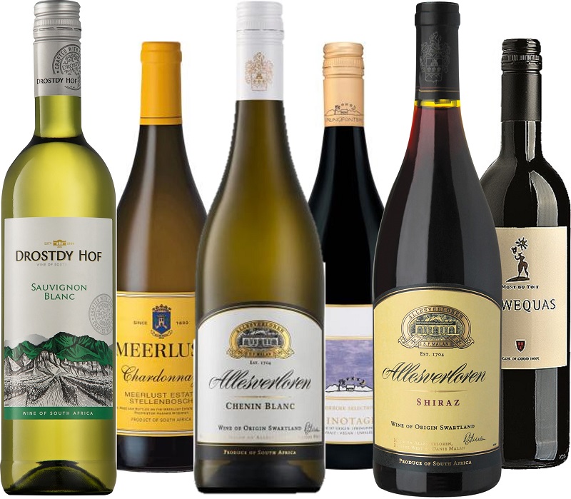 Sechs Weinflaschen stehen auf einem Tisch. Sie umfassen verschiedene Sorten wie Sauvignon Blanc, Chardonnay, Chenin Blanc, Shiraz und andere Rotweine aus Südafrika. Die Flaschen haben unterschiedliche Designs.
