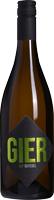 Eine Weinflasche steht auf einem neutralen Hintergrund. Die Flasche hat eine moderne Form und ist mit einem schwarzen Korken verschlossen. Auf dem Etikett steht -GIER- in auffälligen grünen Buchstaben, umgeben von einer diamantförmigen schwarzen Fläche.