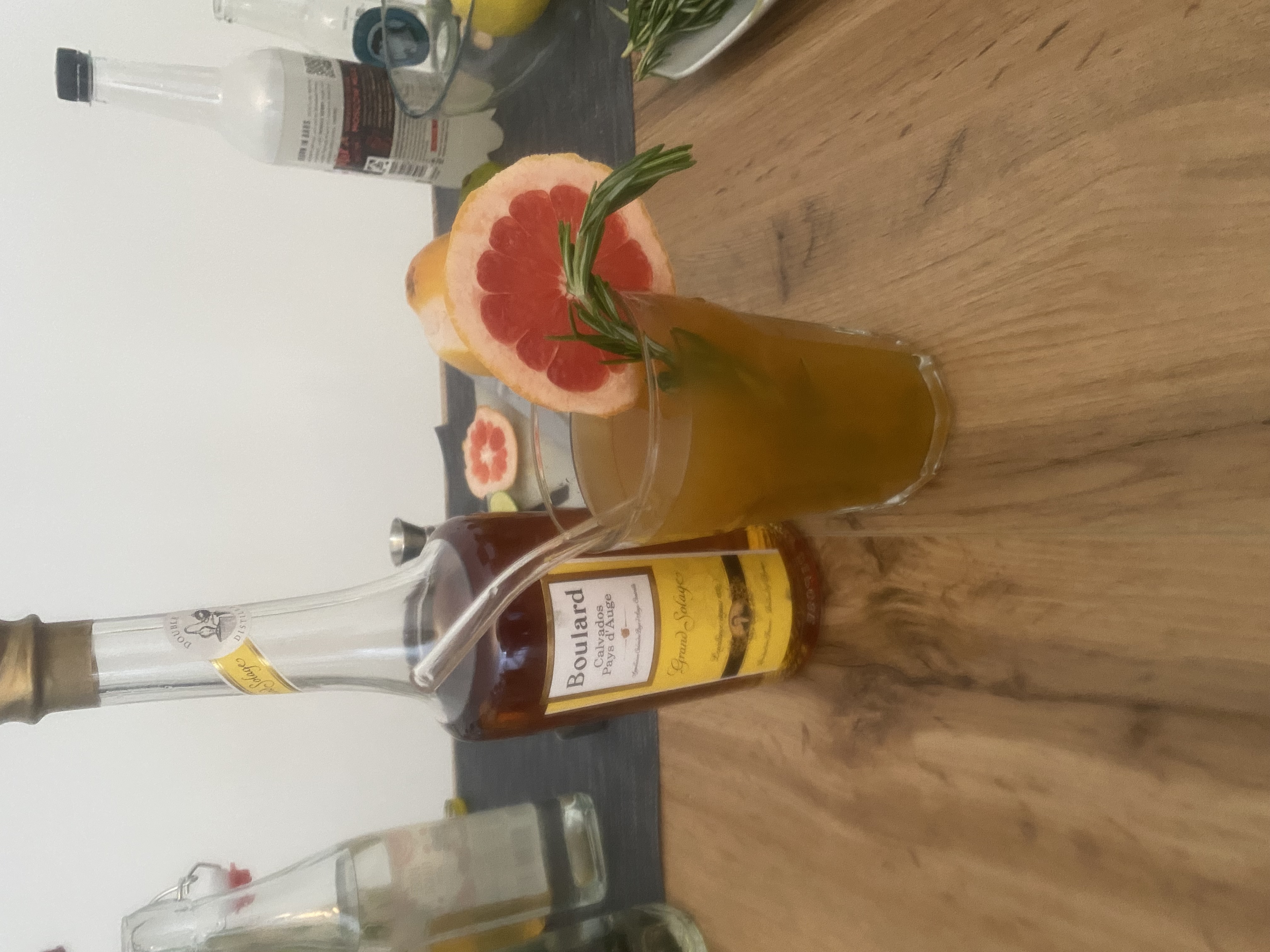 Apple Tropic